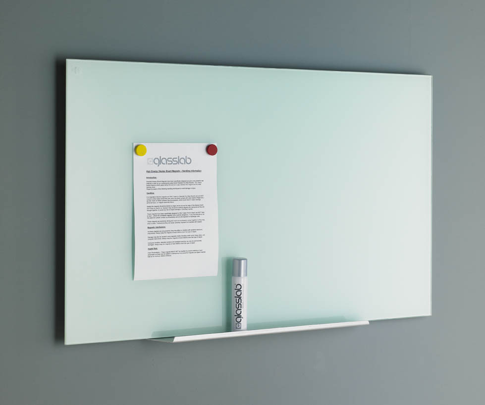 Why choose a glass whiteboard  over a standard whiteboard  